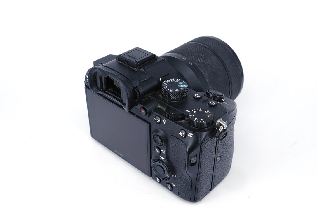 Used Sony Alpha a7 III Full-Frame Mirrorless & 28-70mm f/3.5-5.6 OSS