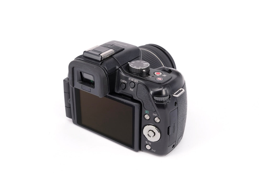 Used Panasonic Lumix G5 + 14-42mm Mirrorless Camera