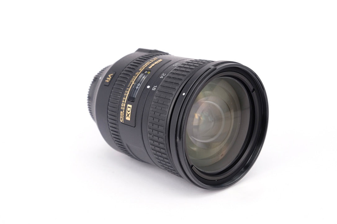 Used Nikon AF-S 18-200mm f/3.5-5.6G DX ED VR II Lens
