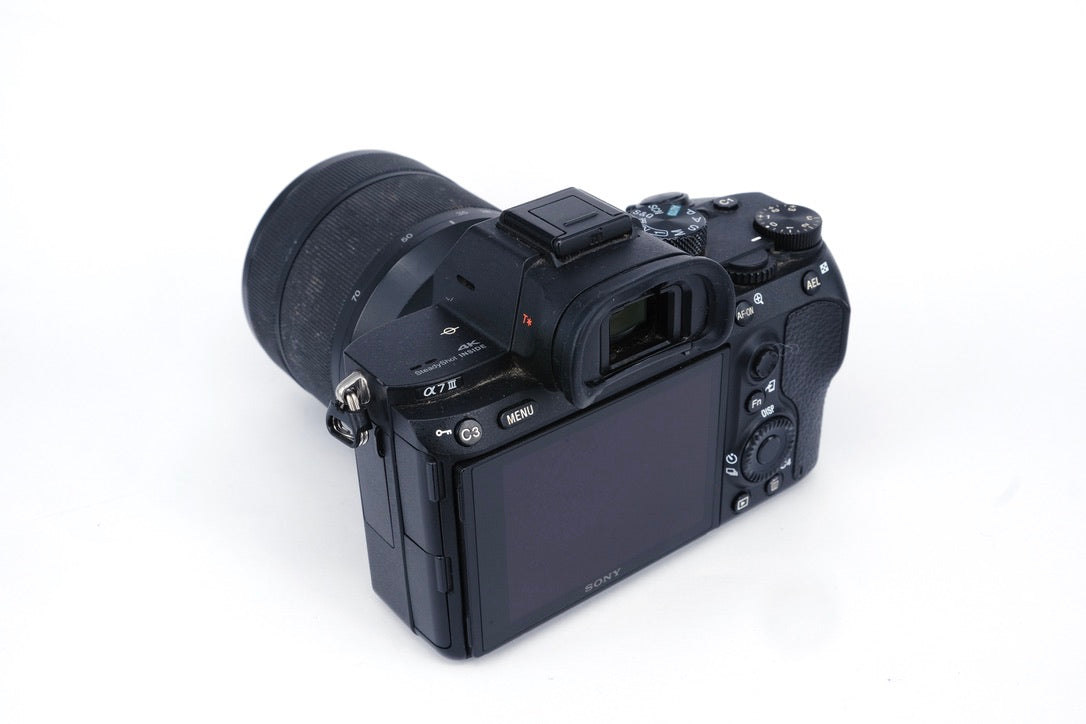 Used Sony Alpha a7 III Full-Frame Mirrorless & 28-70mm f/3.5-5.6 OSS