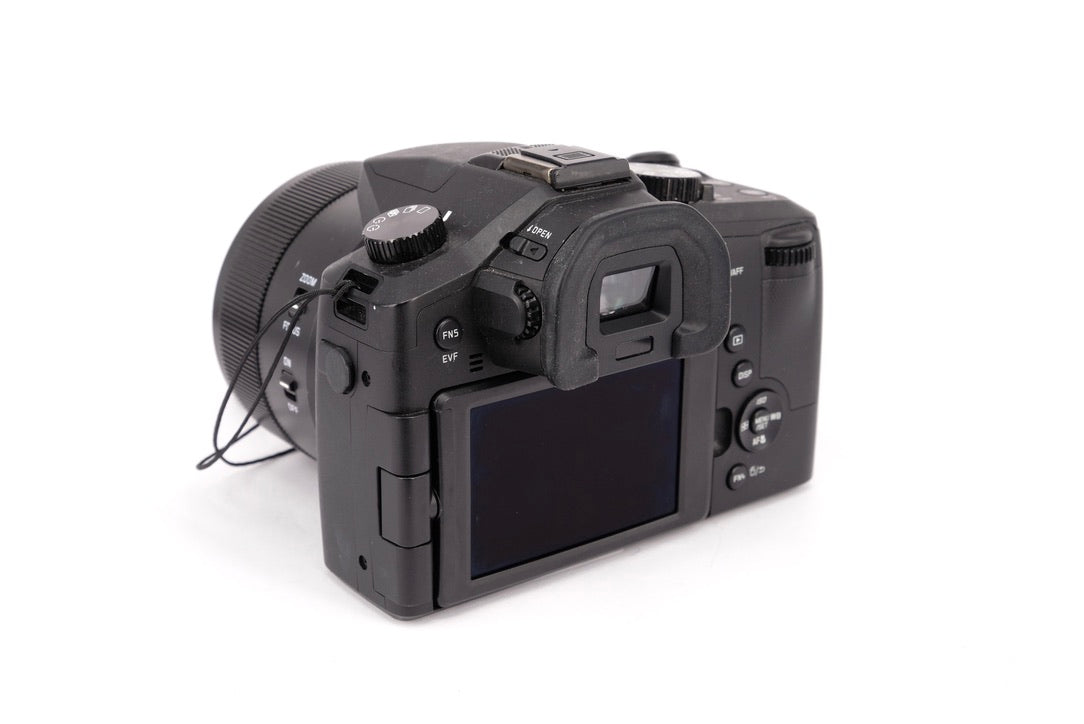 Used Leica V-Lux Typ 114 Digital Bridge Camera