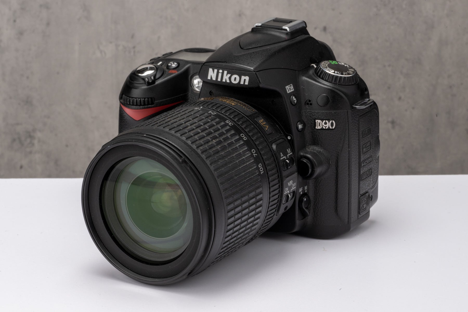 Used Nikon D90 + 18-105mm DSLR Camera