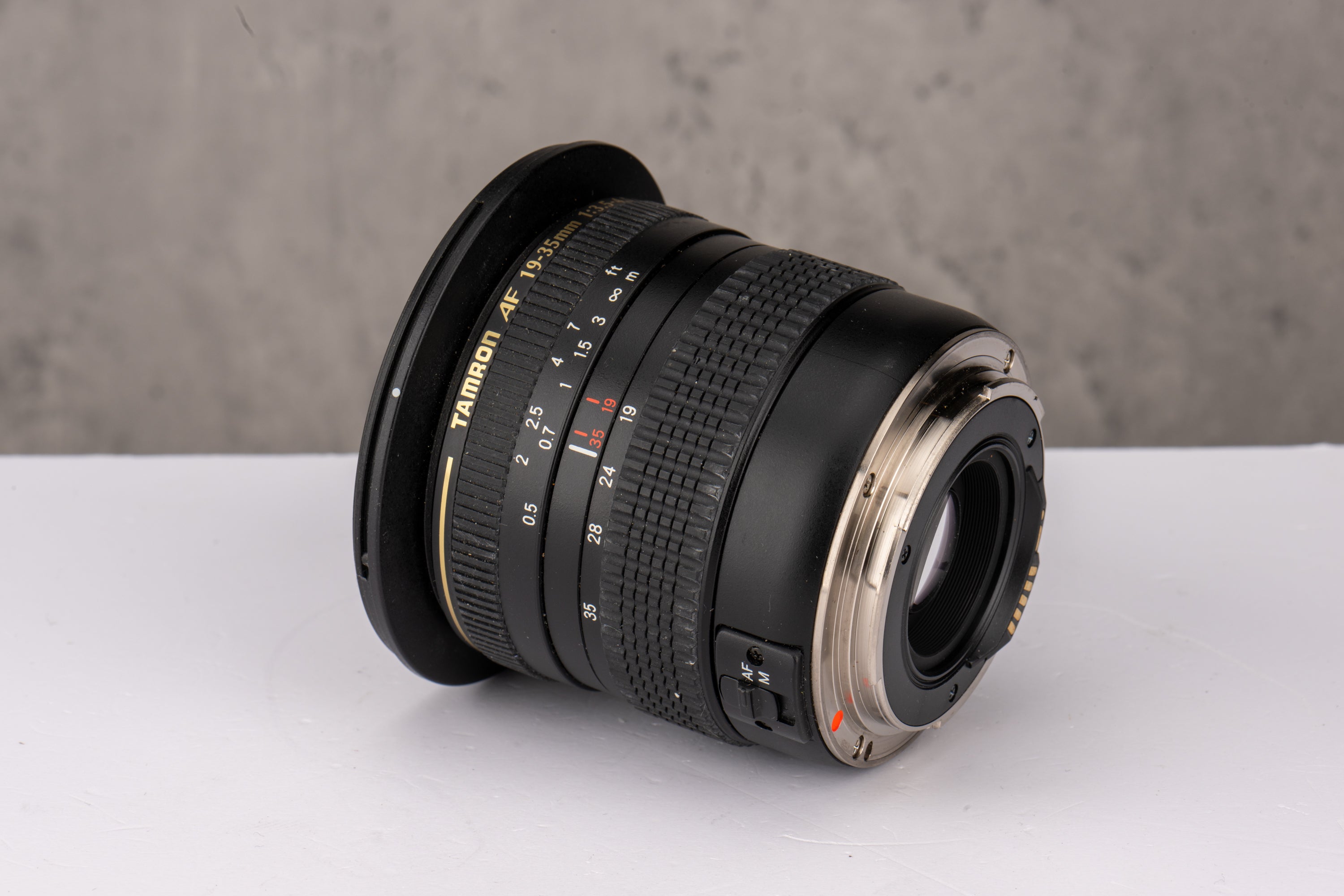 Used Canon EF fit Tamron 19-35mm f/3.5-4.5