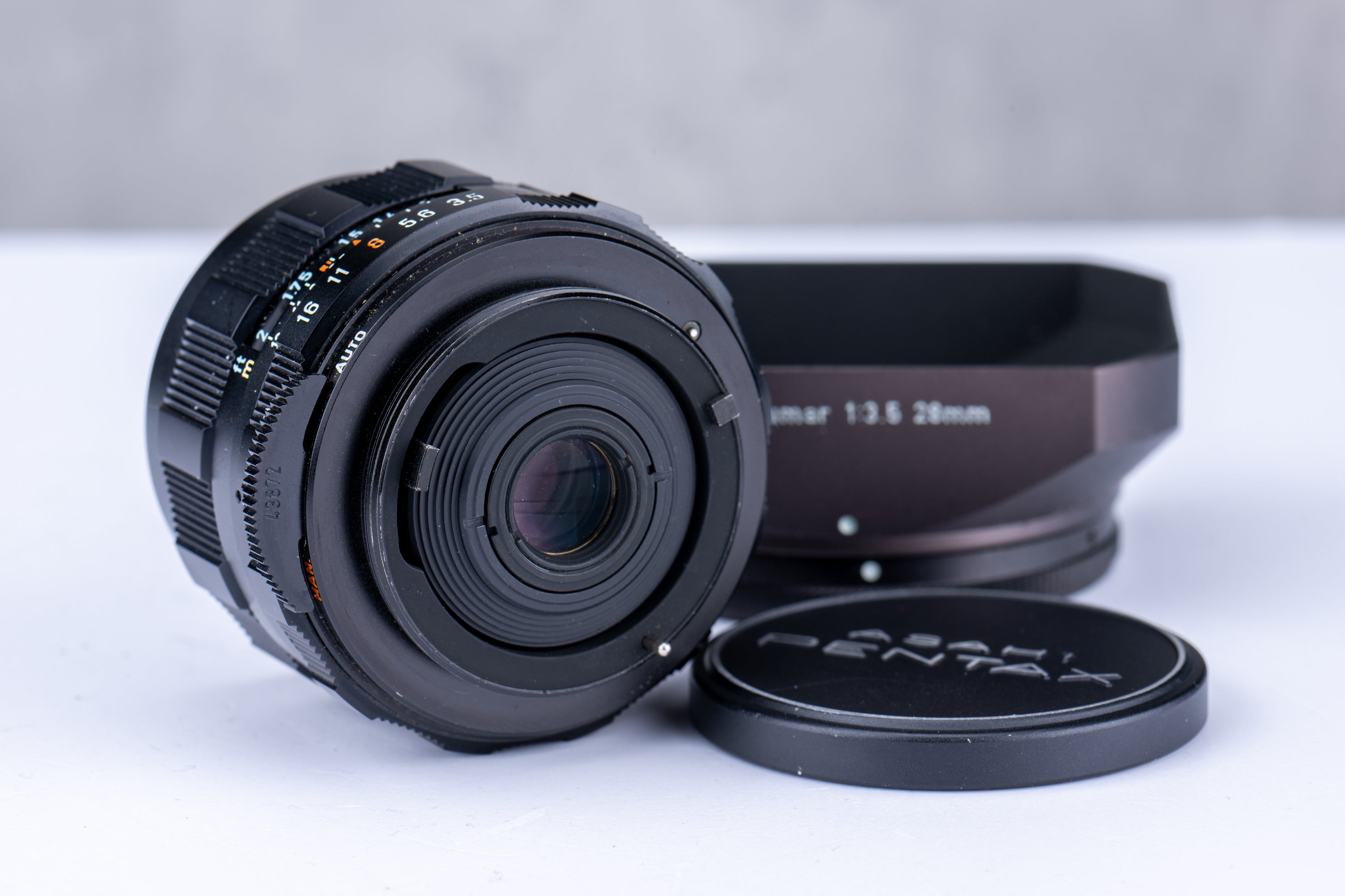 Used Pentax M42 28mm f/3.5 SMC Takumar