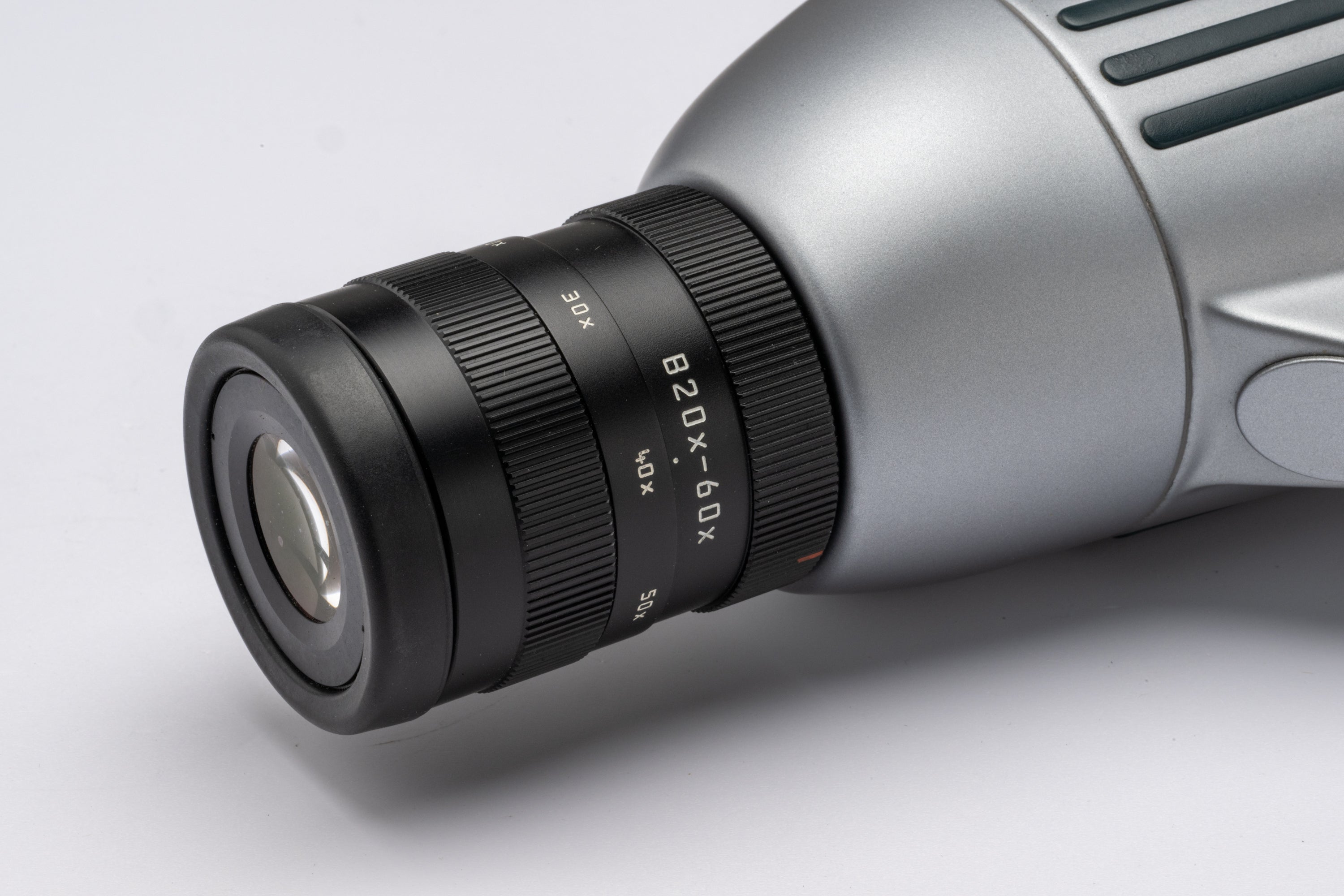 Used Leica APO-Televid 77 w/ 20-60x Straight Scope