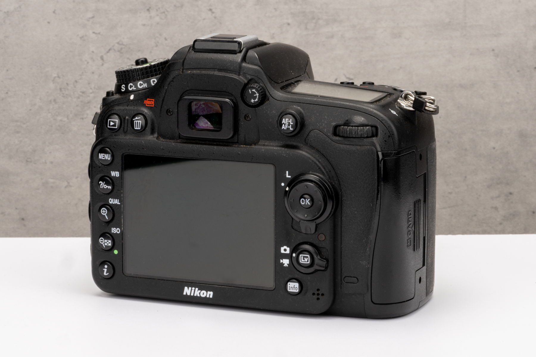 Used Nikon D7100 Digital SLR Camera