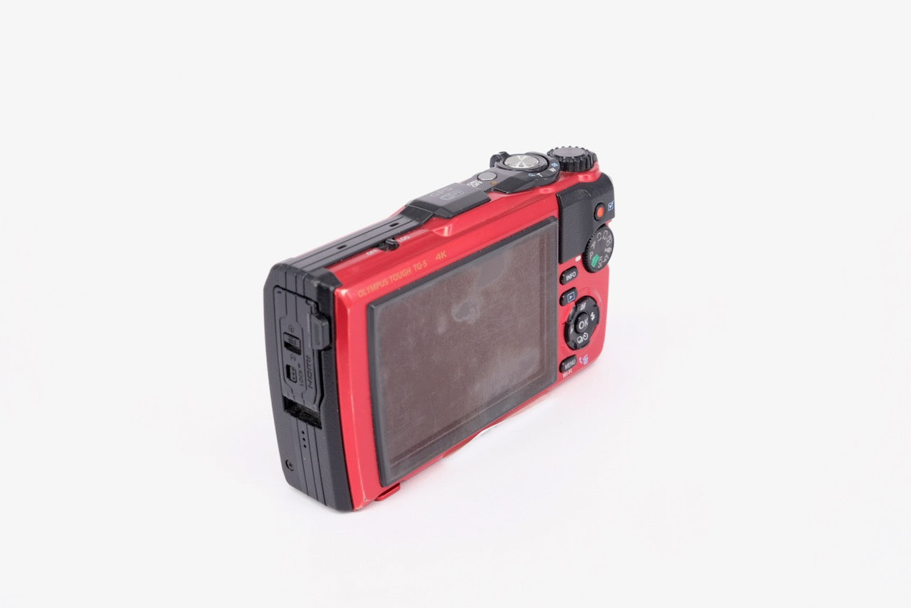 Used Olympus Tough TG-5 Digital Compact Camera