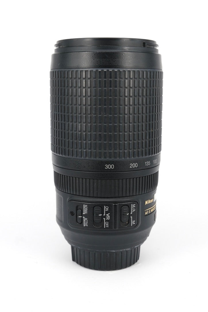 Used Nikon AF-S 70-300mm f/4.5-5.6G VR IF-ED Lens