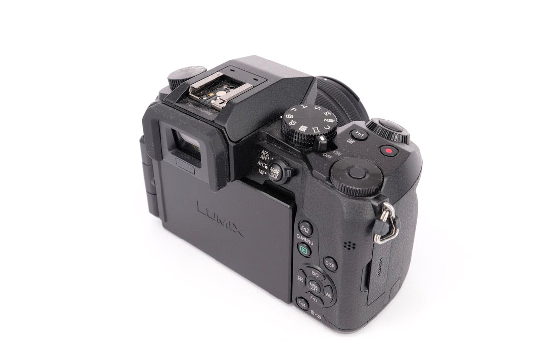 Used Panasonic Lumix G7 Mirrorless Camera + 14-42mm
