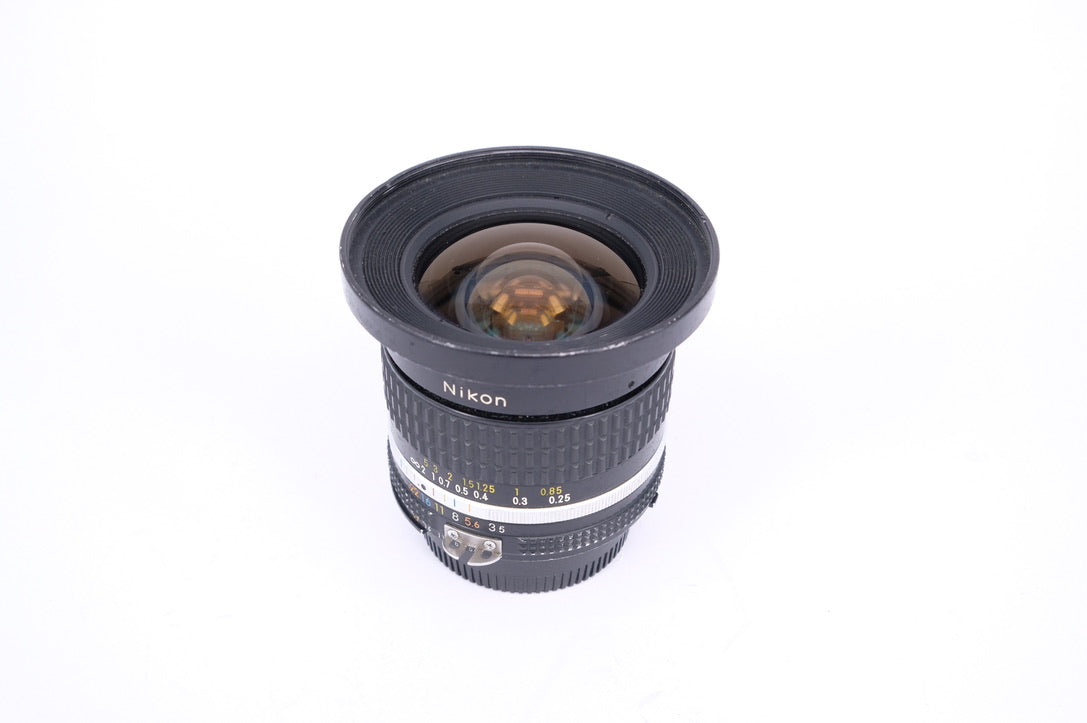 Used Nikon AI-S 18mm f/3.5 Lens