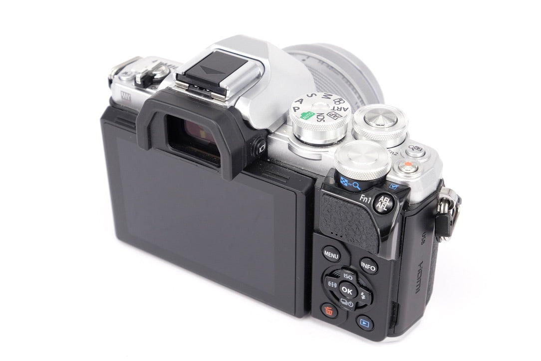 Used Olympus OM-D E-M10 MKIII + 14-42mm EZ Camera
