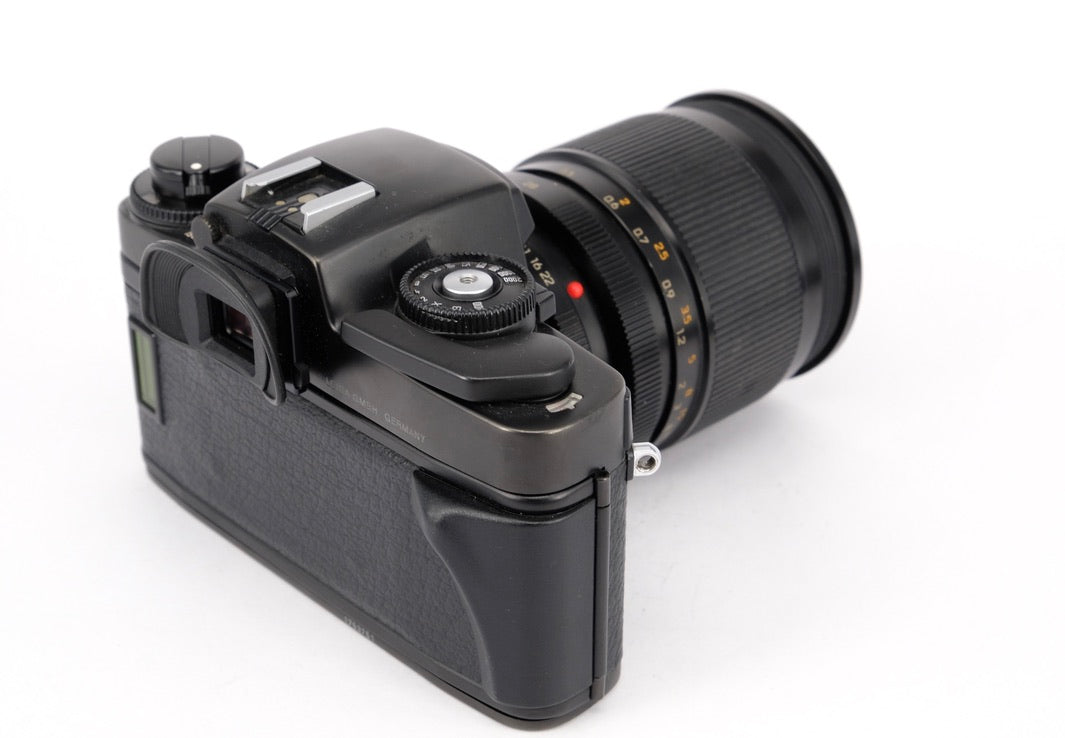 Used Leica R-E + 28-70mm f/3.5-4.5 3-Cam
