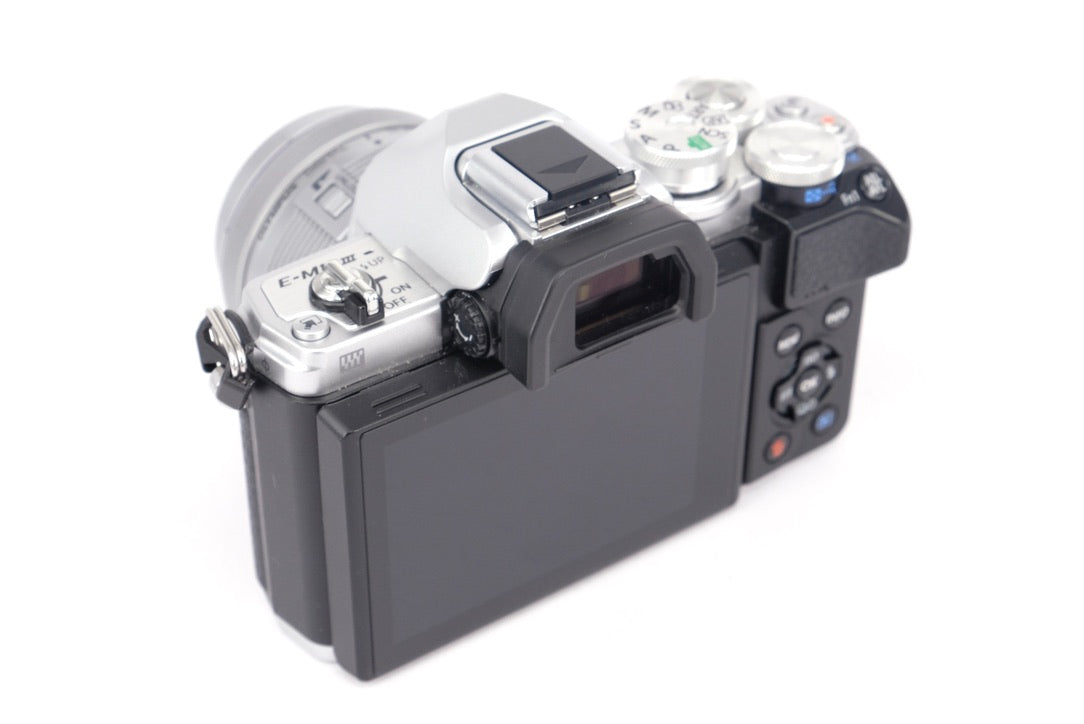 Used Olympus OM-D E-M10 MKIII + 14-42mm EZ Camera