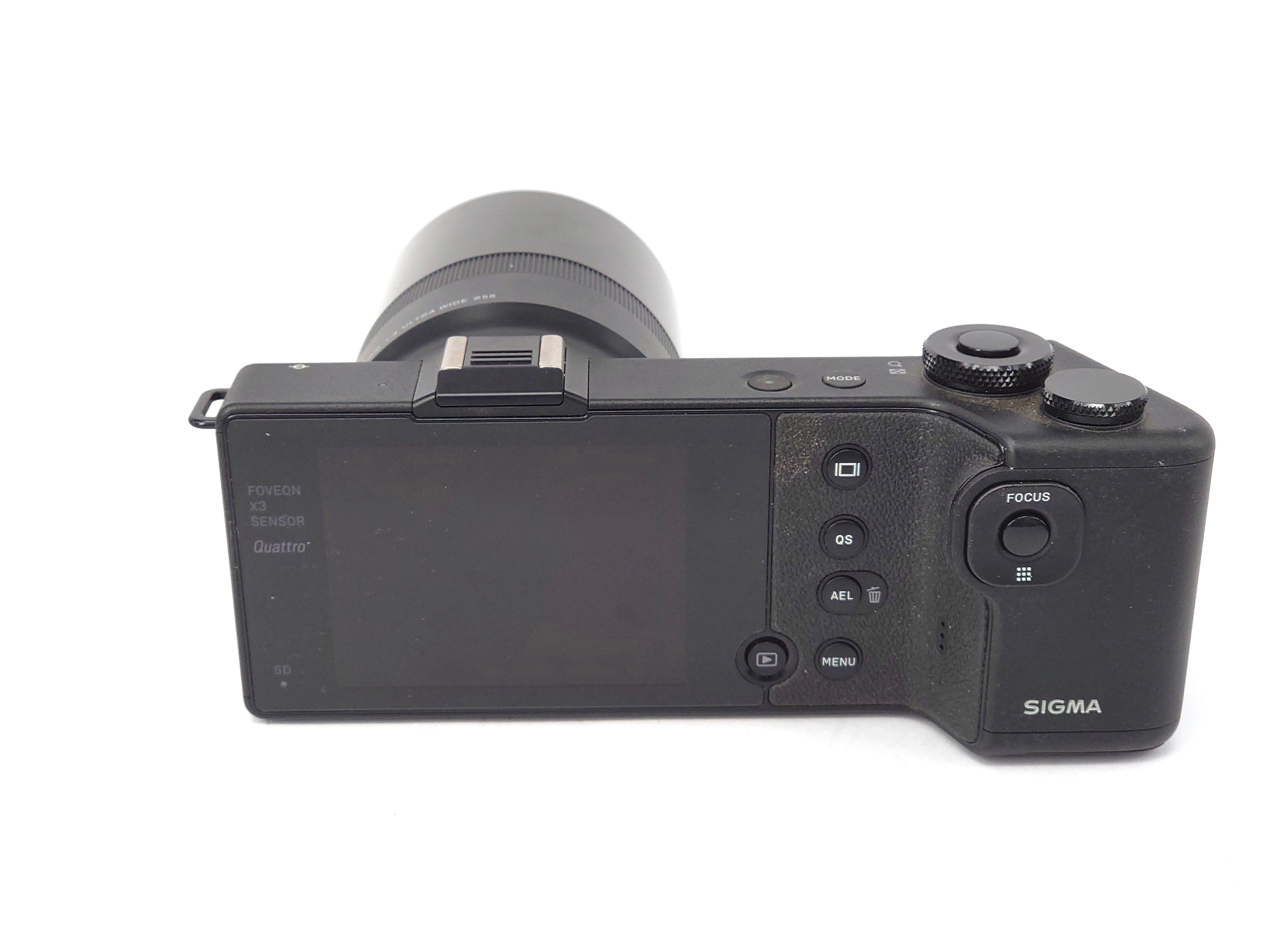 Used Sigma DP0 Quattro with LVF-01 LCD Viewfinder Kit
