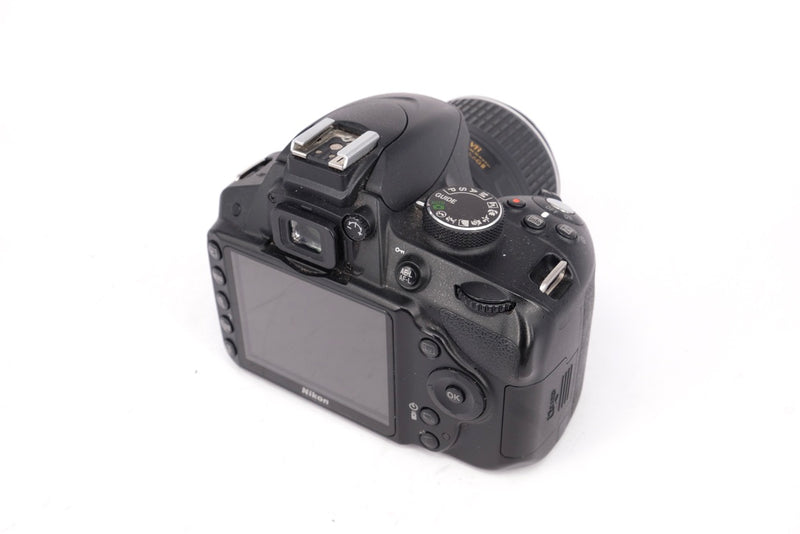 Used Nikon D3200 + 18-55mm VR Digital SLR