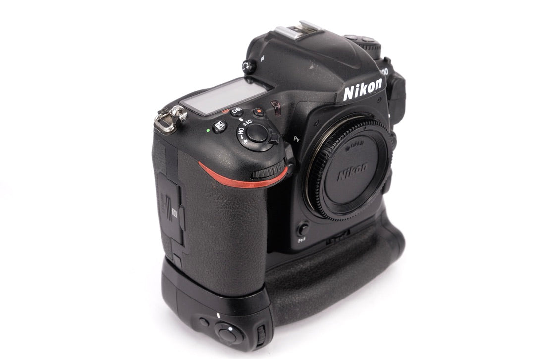 Used Nikon D500 DSLR Body + Grip