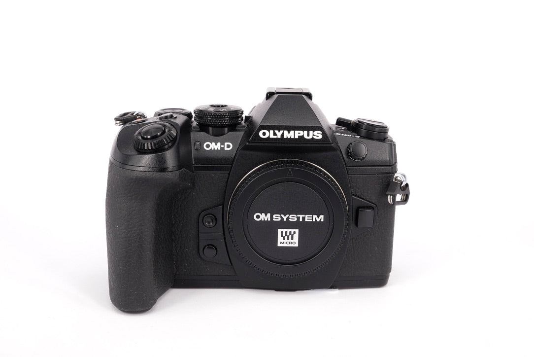 Used Olympus OM-D E-M1 Mark II Mirrorless Camera