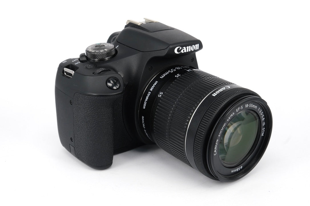 Used Canon EOS 2000D & 18-55mm ISII DSLR Camera Kit