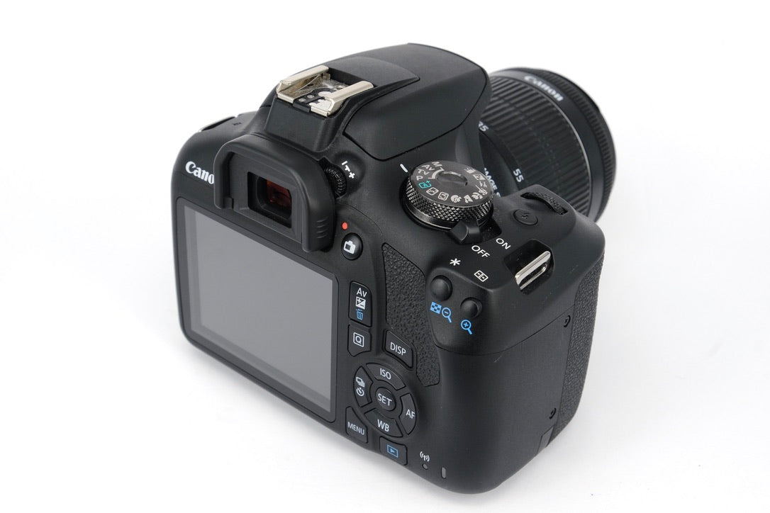 Used Canon EOS 2000D & 18-55mm ISII DSLR Camera Kit