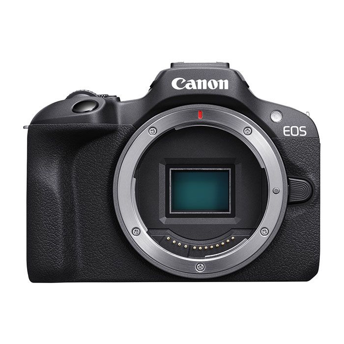 Canon EOS R100 with RF-S 18-45mm Lens