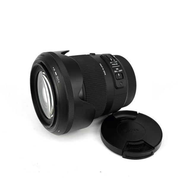 Sigma 18-200mm f3.5-6.3 DC Macro OS HSM Lens 