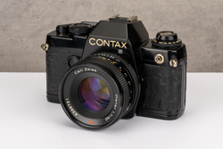 Used Contax 139 Quartz & Zeiss Planar f1.7 35