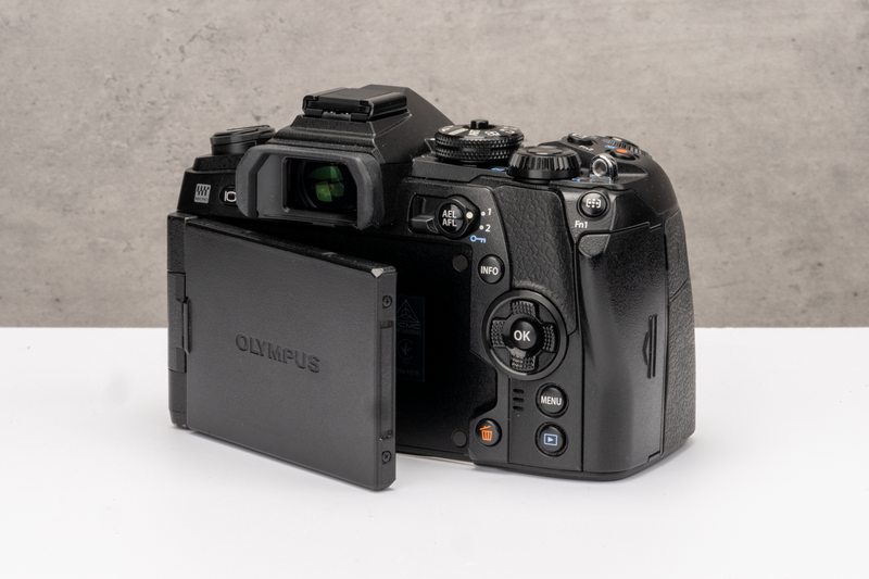 Used Olympus OM-D E-M1 Mark II Mirrorless Camera Body