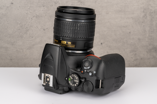 Used Nikon D3500 + 18-55mm VR Digital SLR