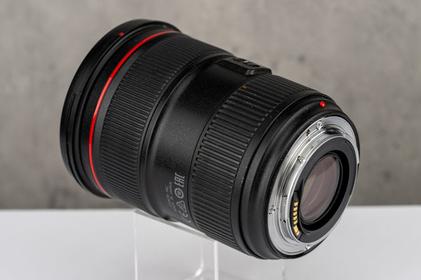 Used Canon EF 24-70mm f2.8L II USM Lens.