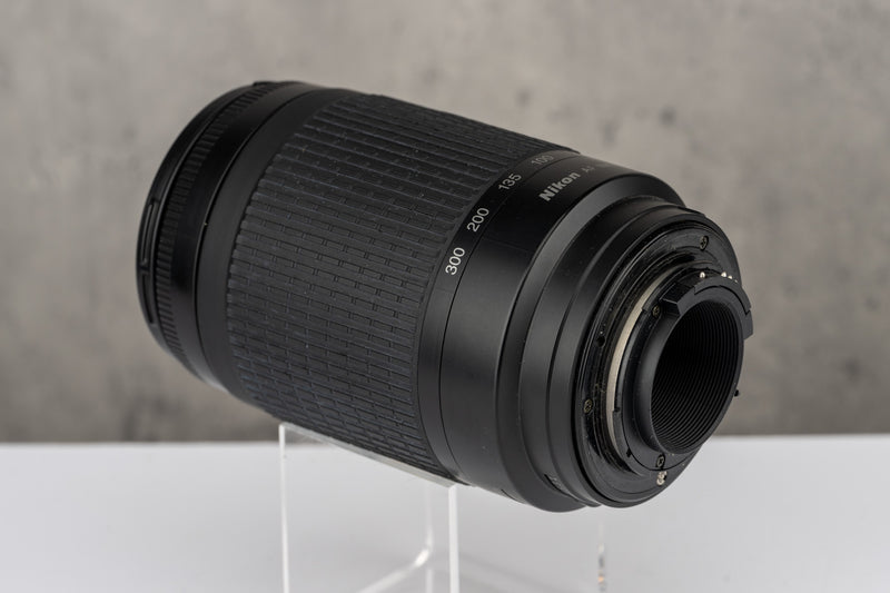 Used Nikon AF 70-300mm f/4-5.6G Lens