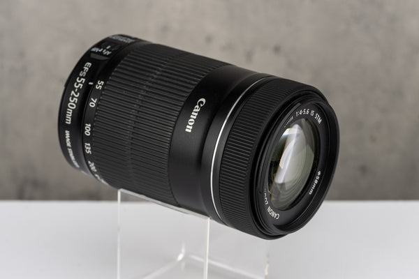 Used Canon EF-S 55-250mm f/4-5.6 IS STM Lens