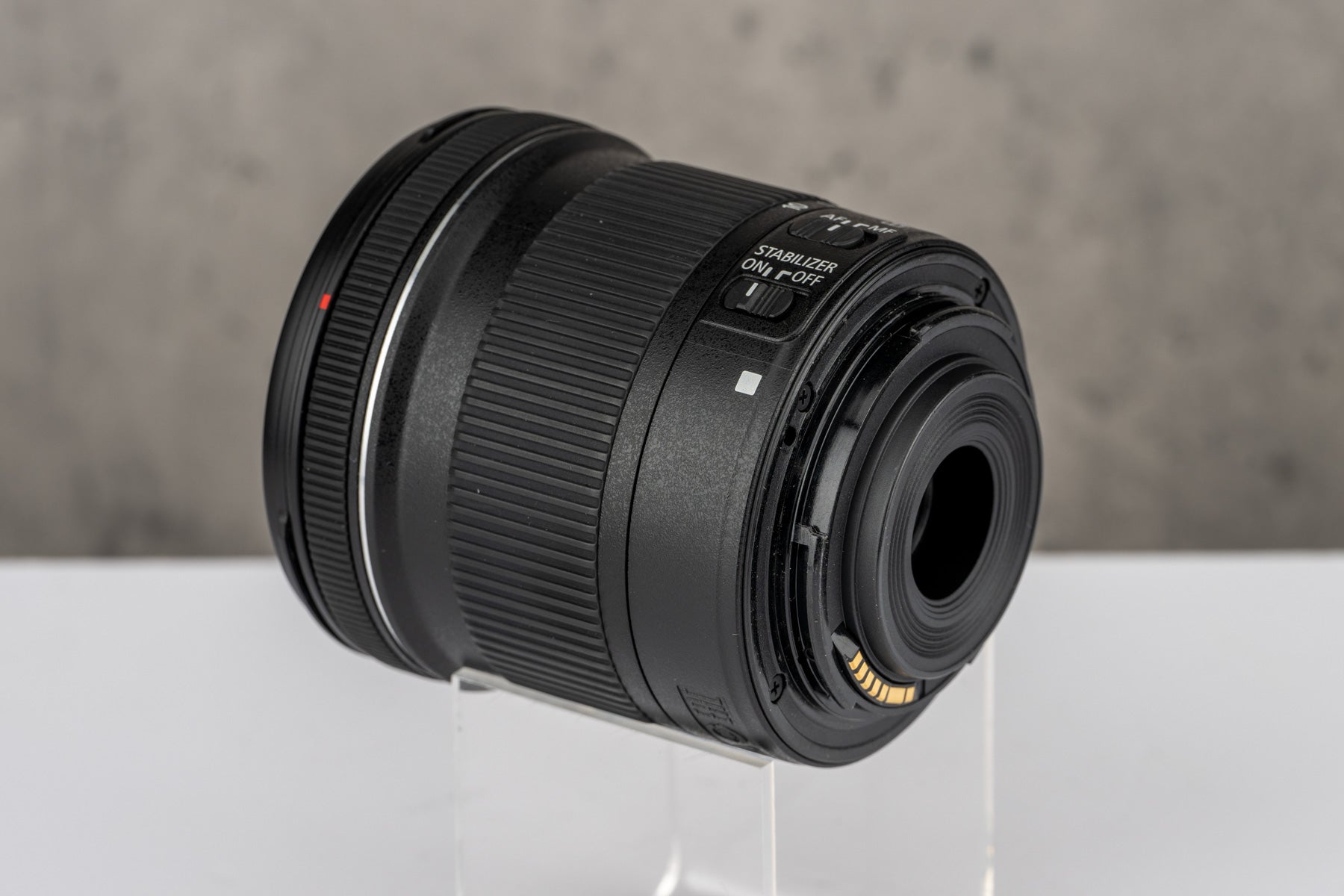 Used Canon EF-S 10-18mm f/4.5-5.6  IS STM Lens