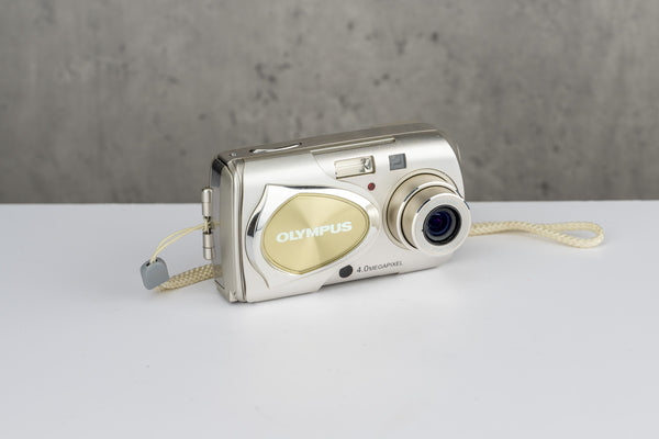 Used Olympus mju 400 Compact Digital CCD Camera