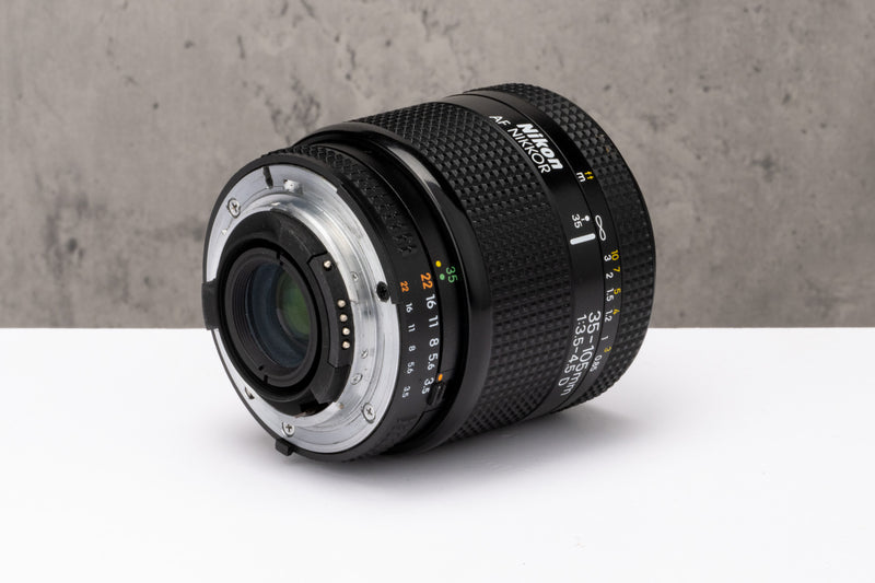 Used Nikon AF 35-105mm f/3.5-4.5D