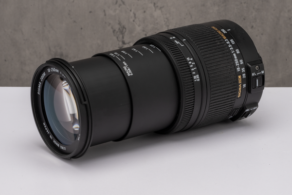 Used Nikon fit Sigma DC 18-250mm f/3.5-6.3 OS HSM