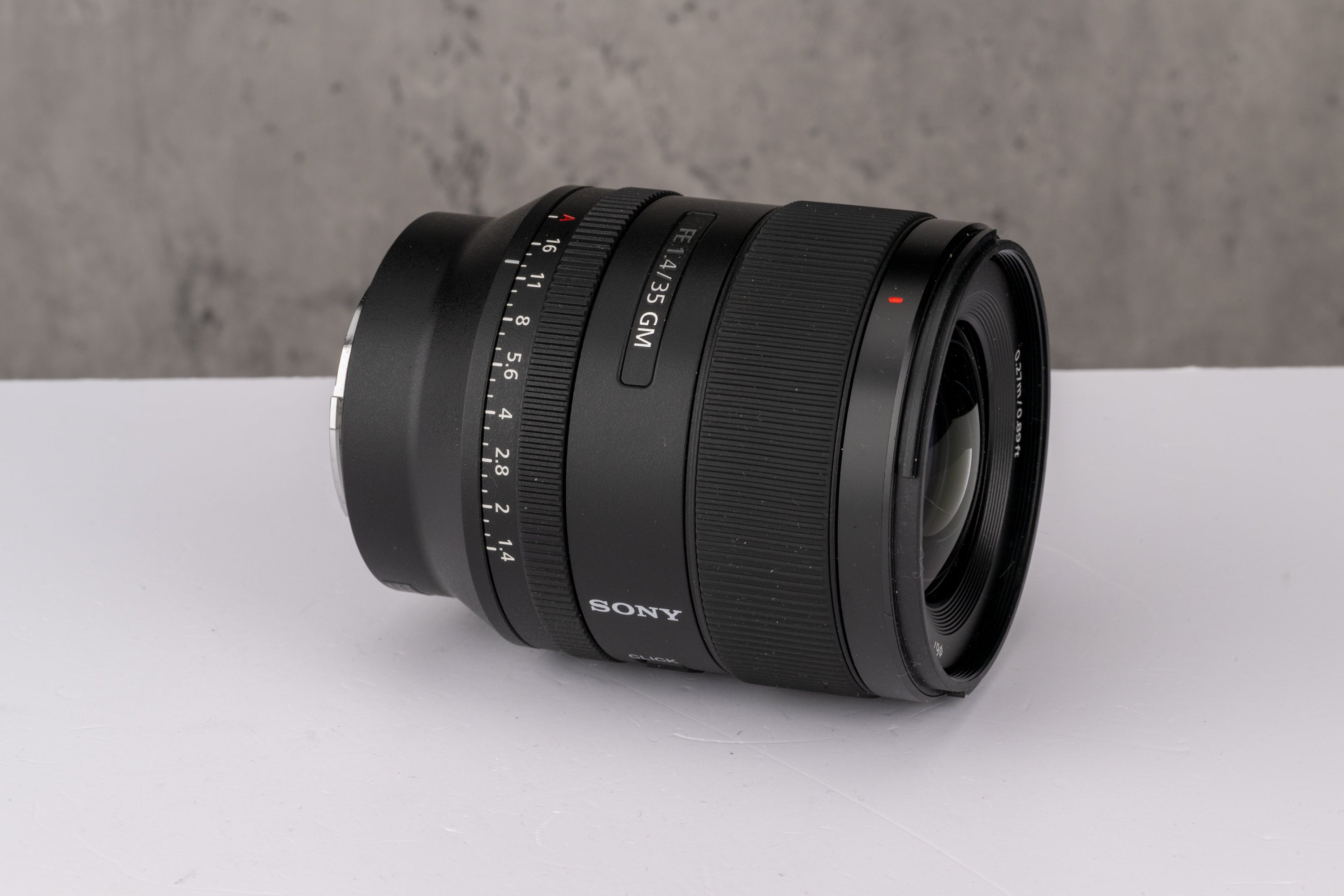 Used Sony FE 35mm f/1.4 GM Lens