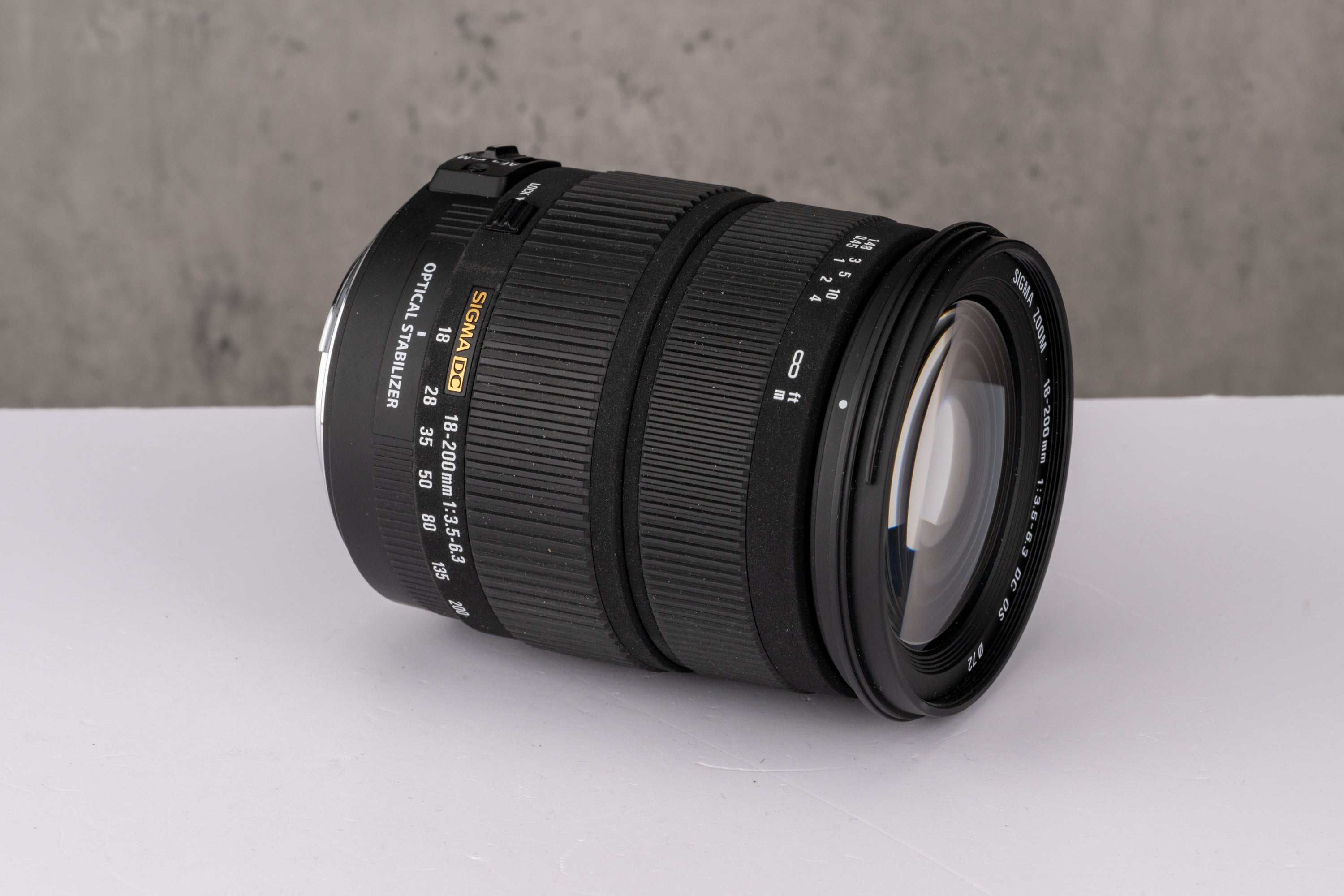Used Canon EF-S fit Sigma 18-200mm f/3.5-6.3 DC OS
