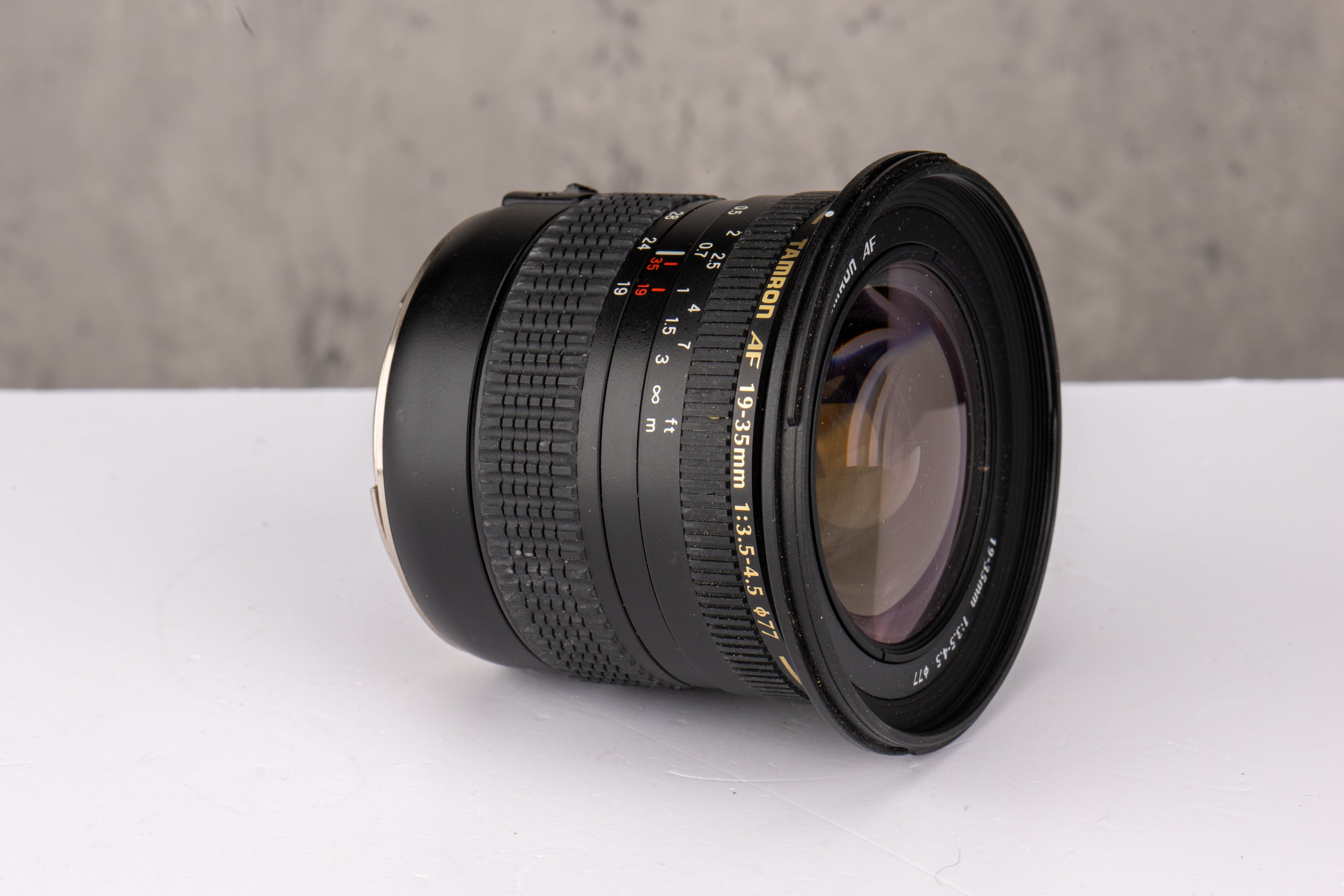 Used Canon EF fit Tamron 19-35mm f/3.5-4.5