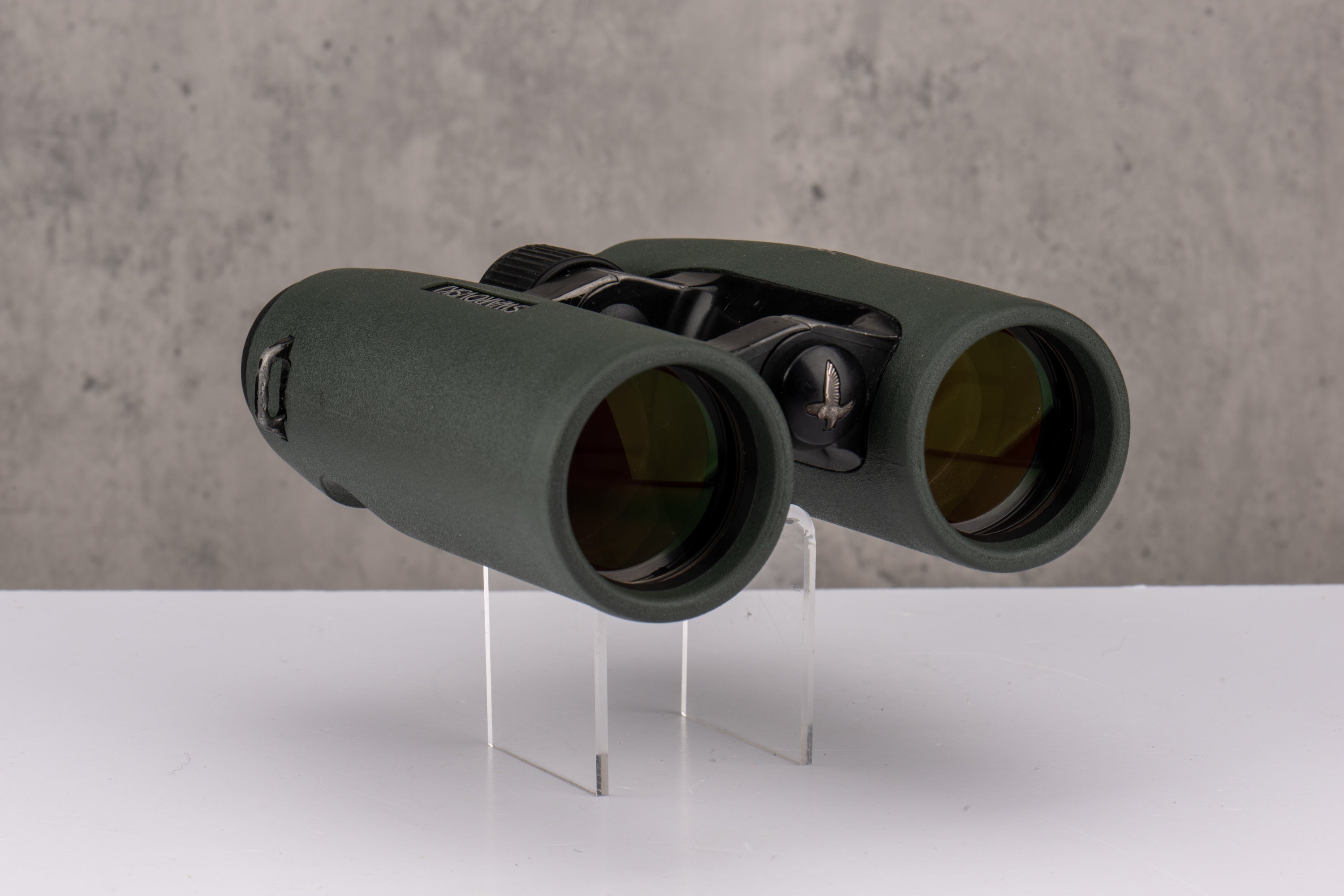 Used Swarovski EL 10x42 Binoculars