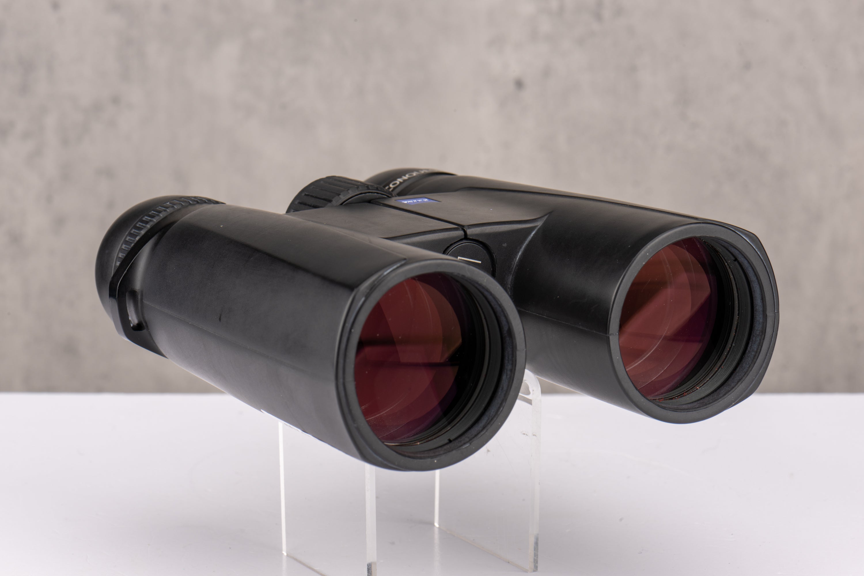 Used Zeiss 10x42 Conquest HD