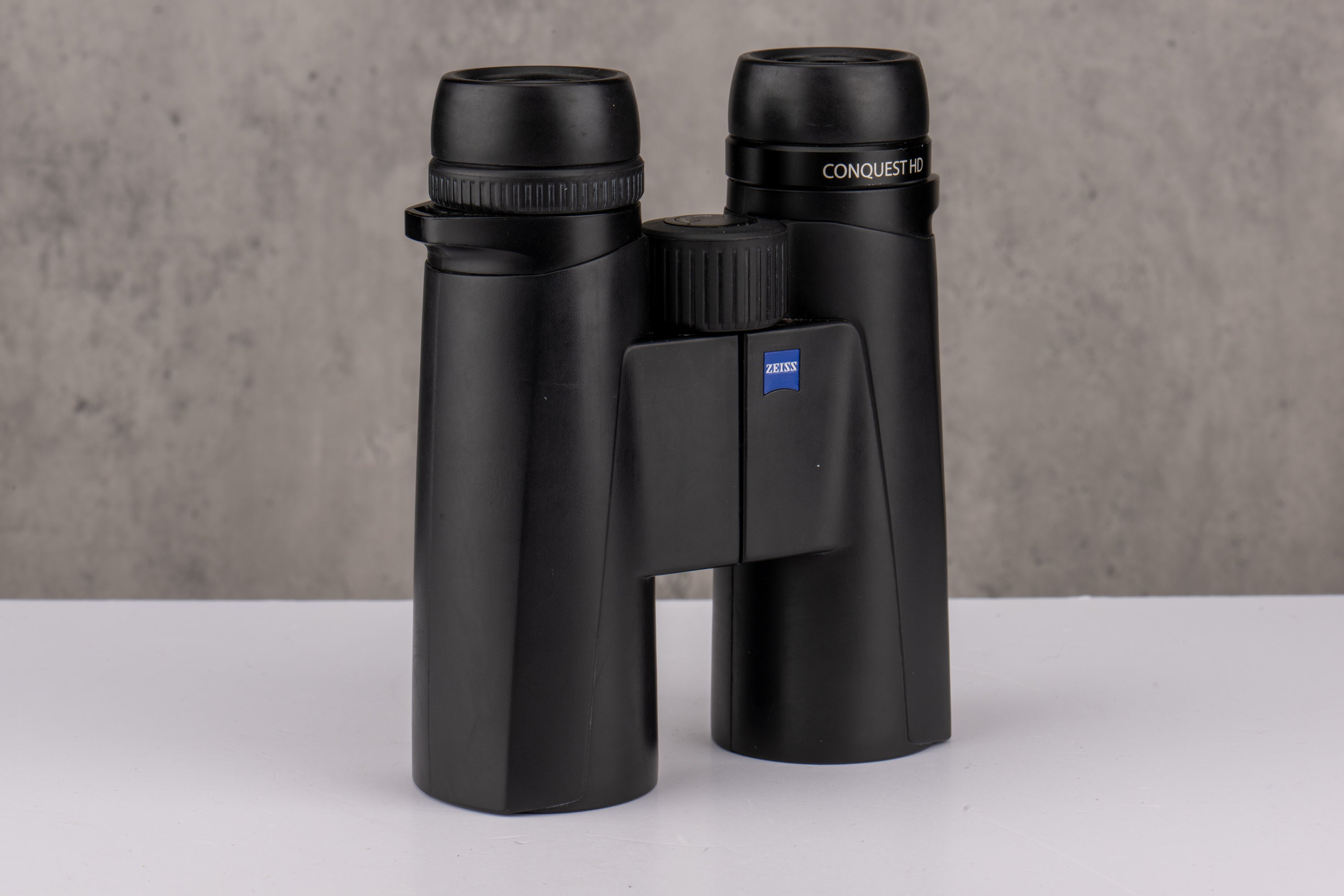 Used Zeiss 10x42 Conquest HD