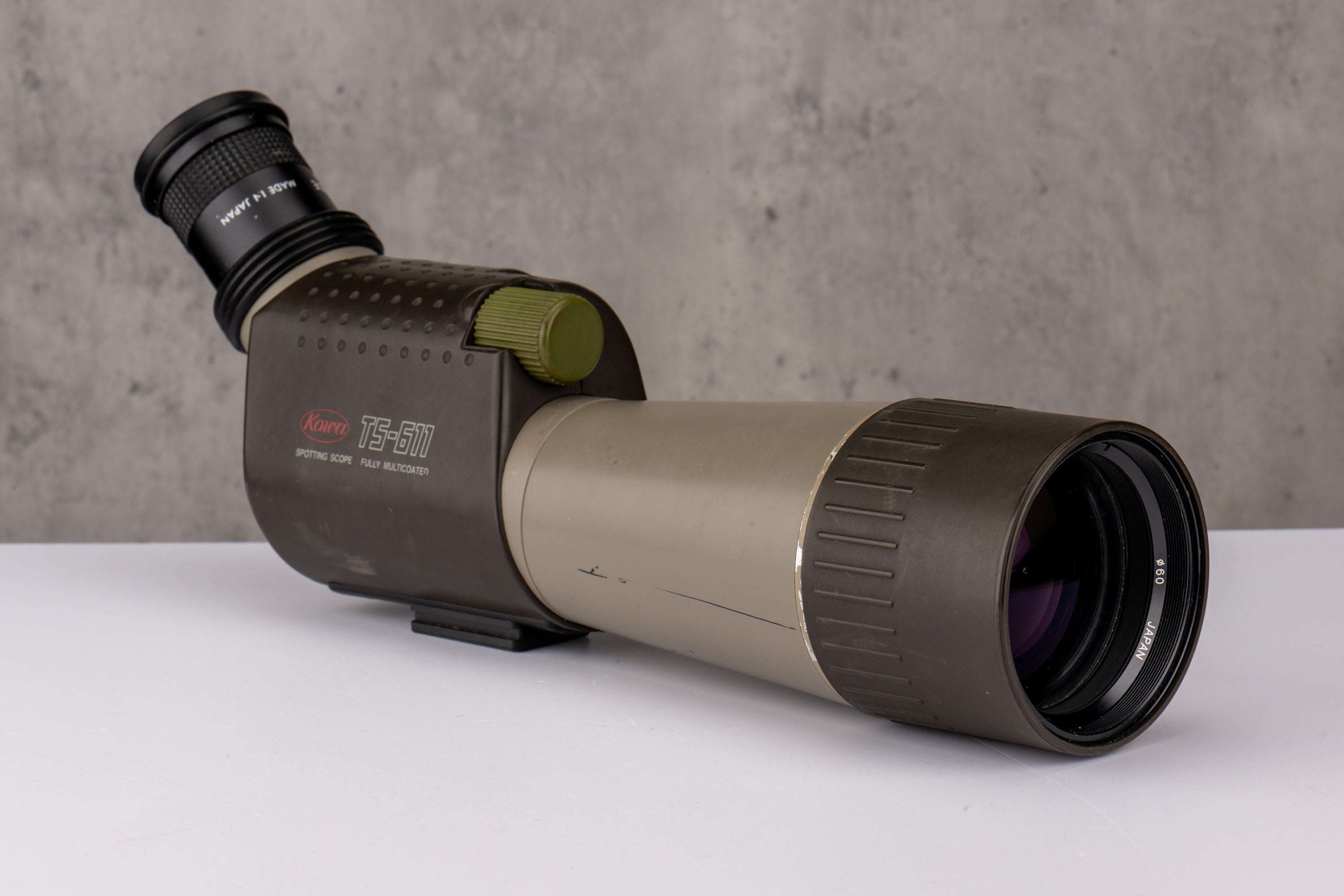 Used Kowa TS-611 w/ 30x Eyepiece