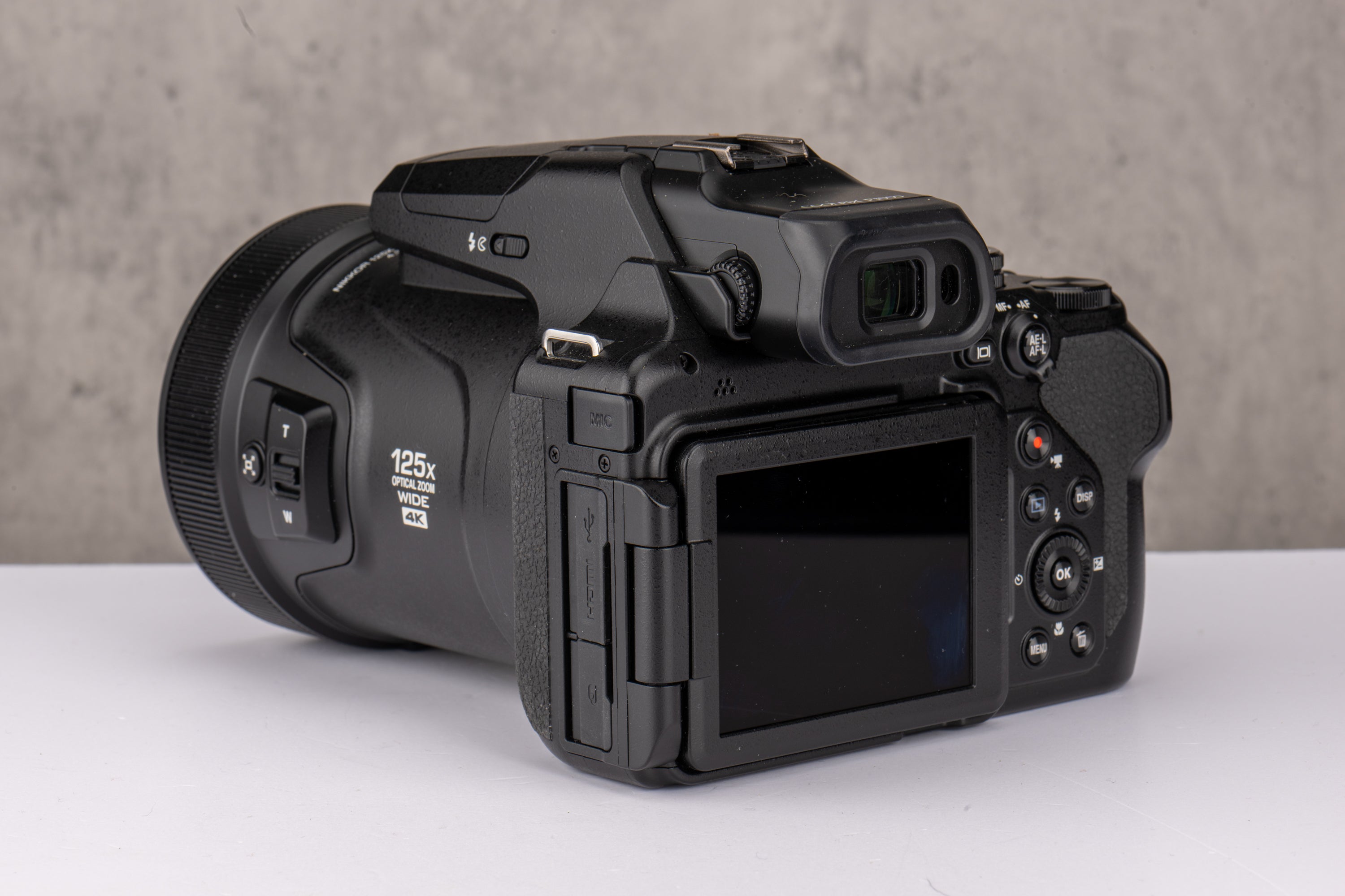 Used Nikon Coolpix P1000