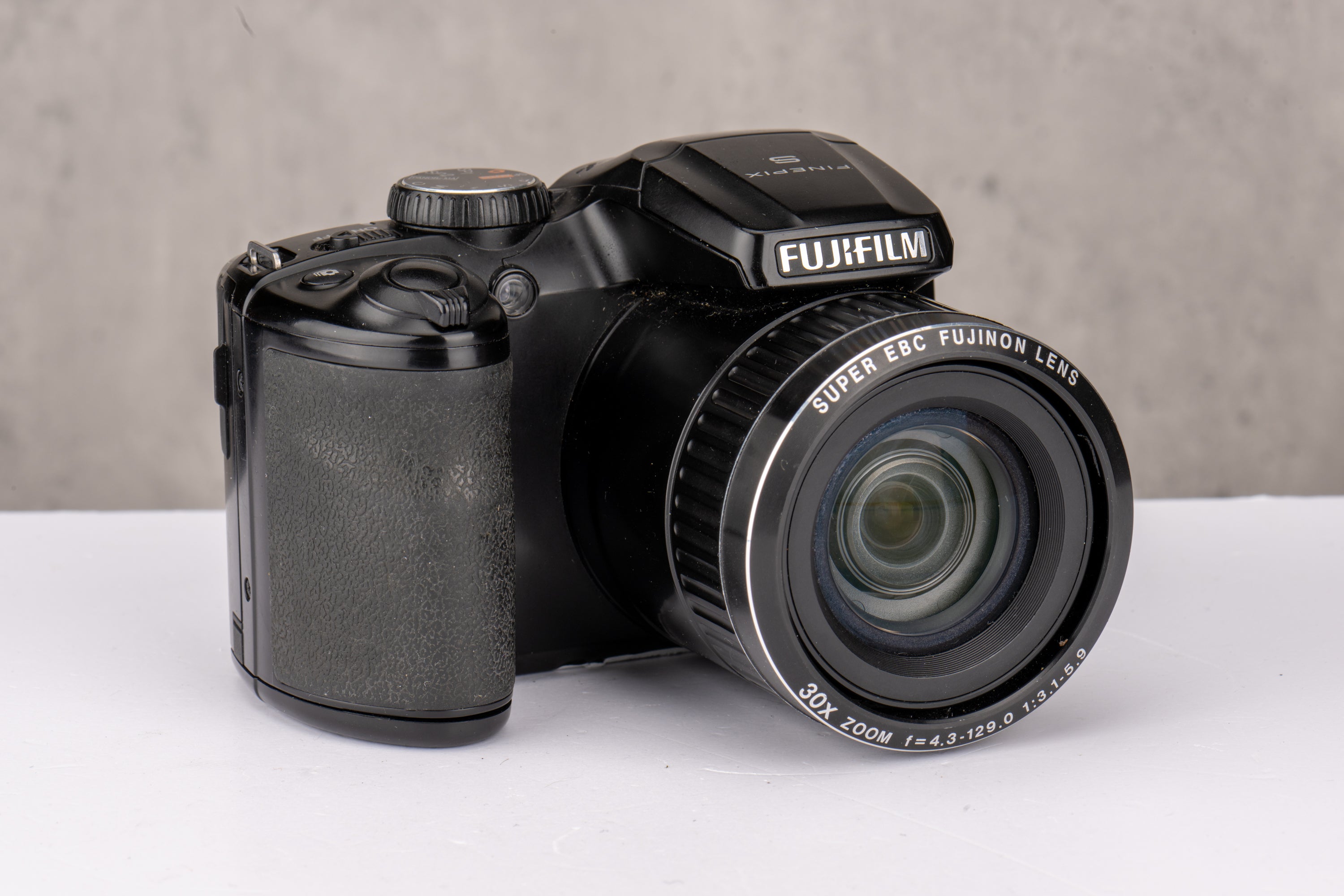 Used Fujifilm Finepix S6800 Bridge Camera