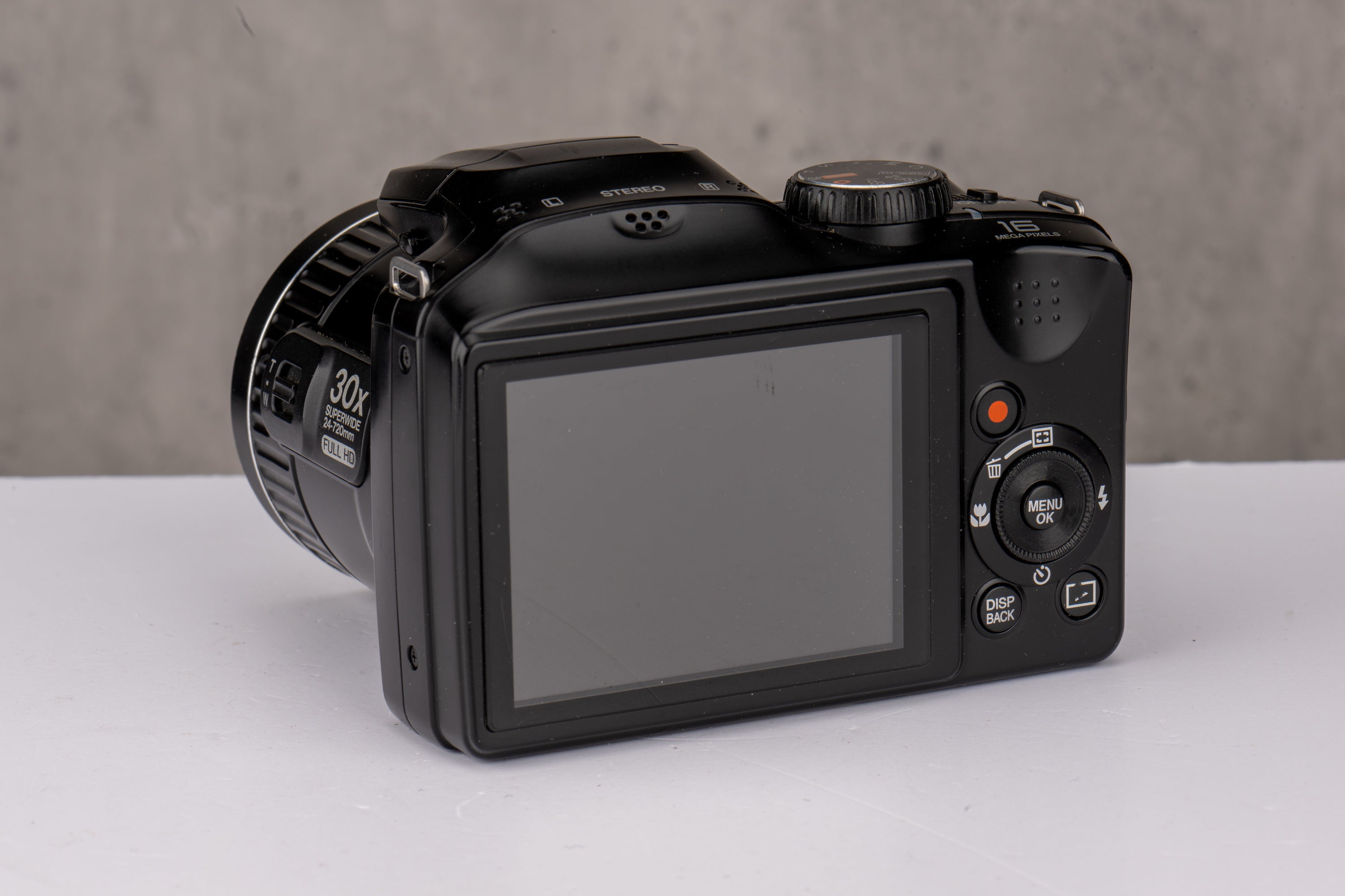 Used Fujifilm Finepix S6800 Bridge Camera