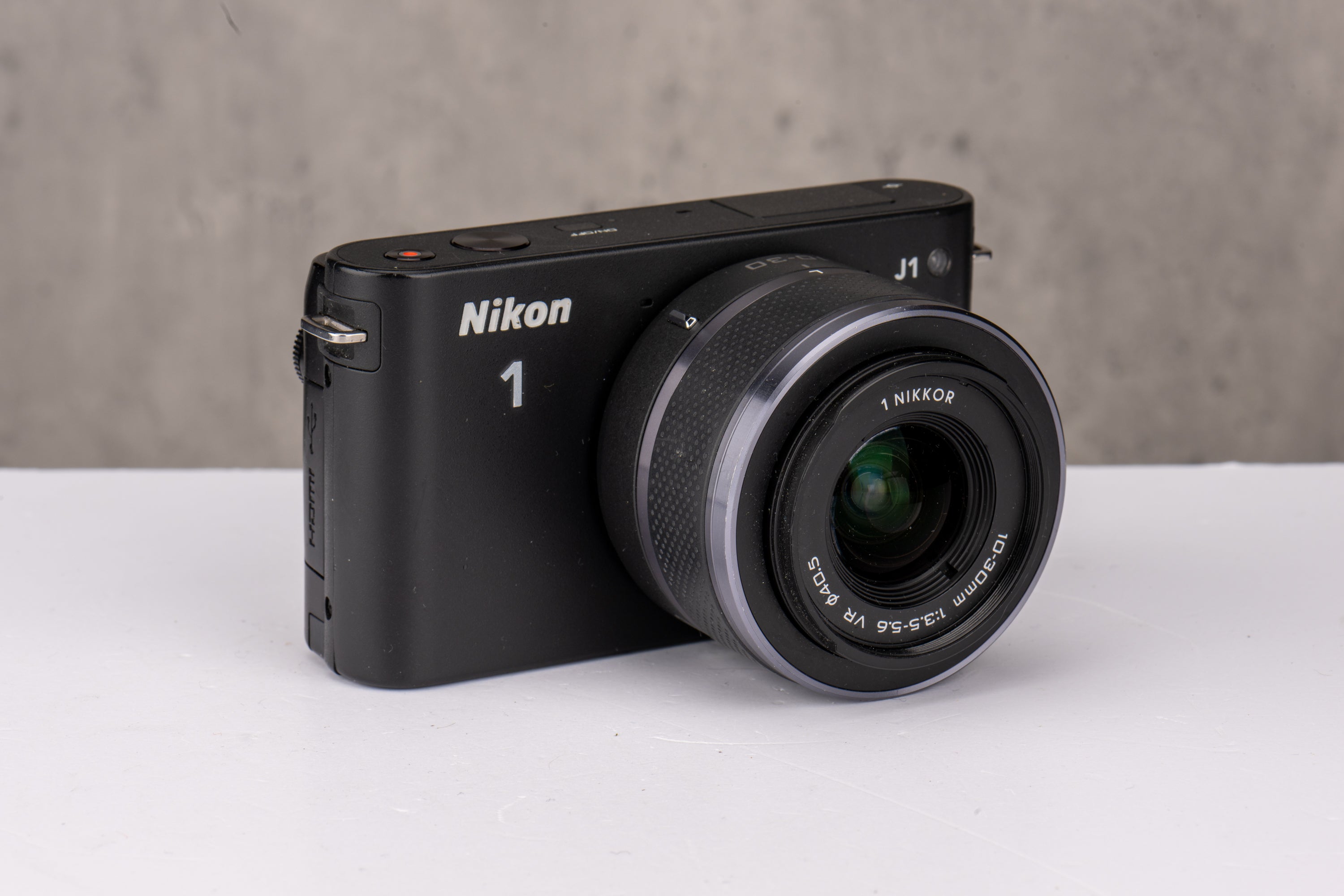 Used Nikon 1 J1 w/ 10-30mm f/3.5-5.6 & 30-110mm f/3.8-5.6 VR