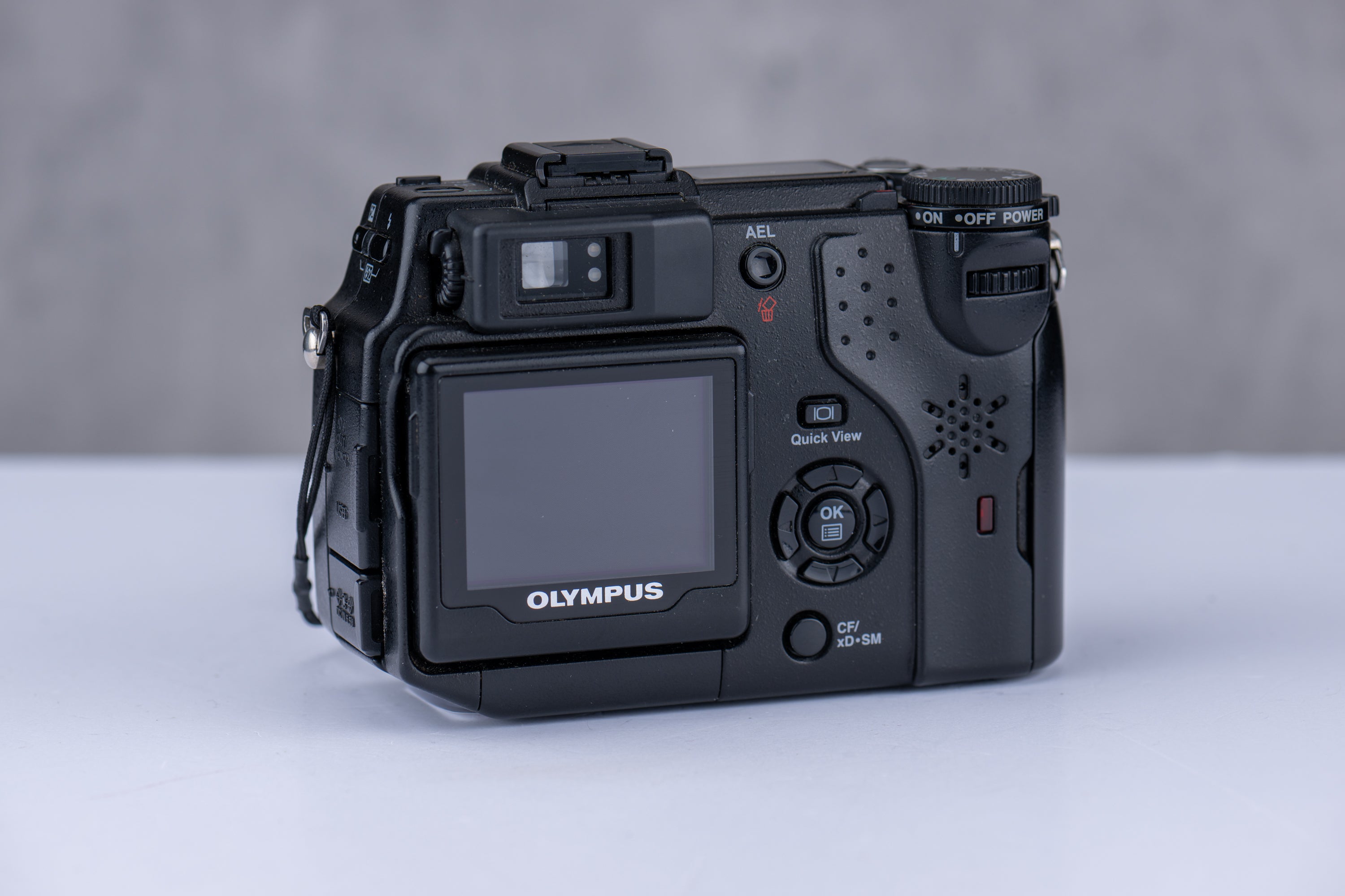 Used Olympus Camedia C-5050 Zoom
