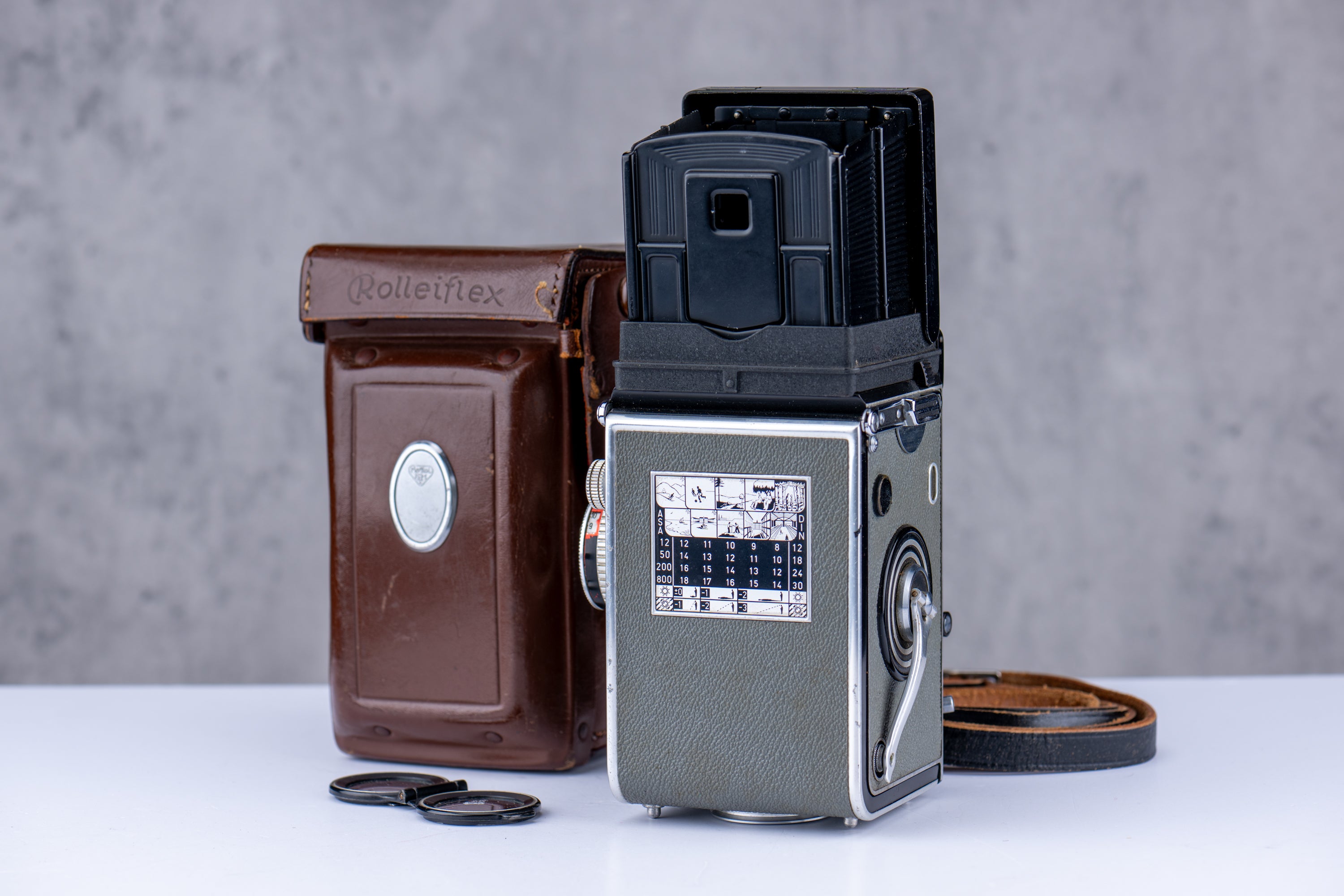 Used Rolleiflex T w/ Zeiss Tessar 75mm f/3.5