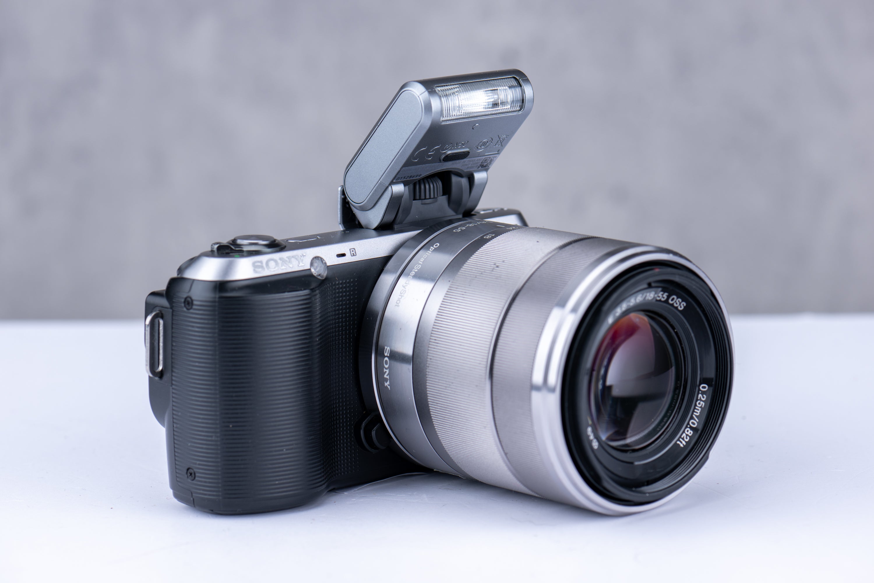 Used Sony NEX-C3 + 18-55mm Mirrorless Digital Camera
