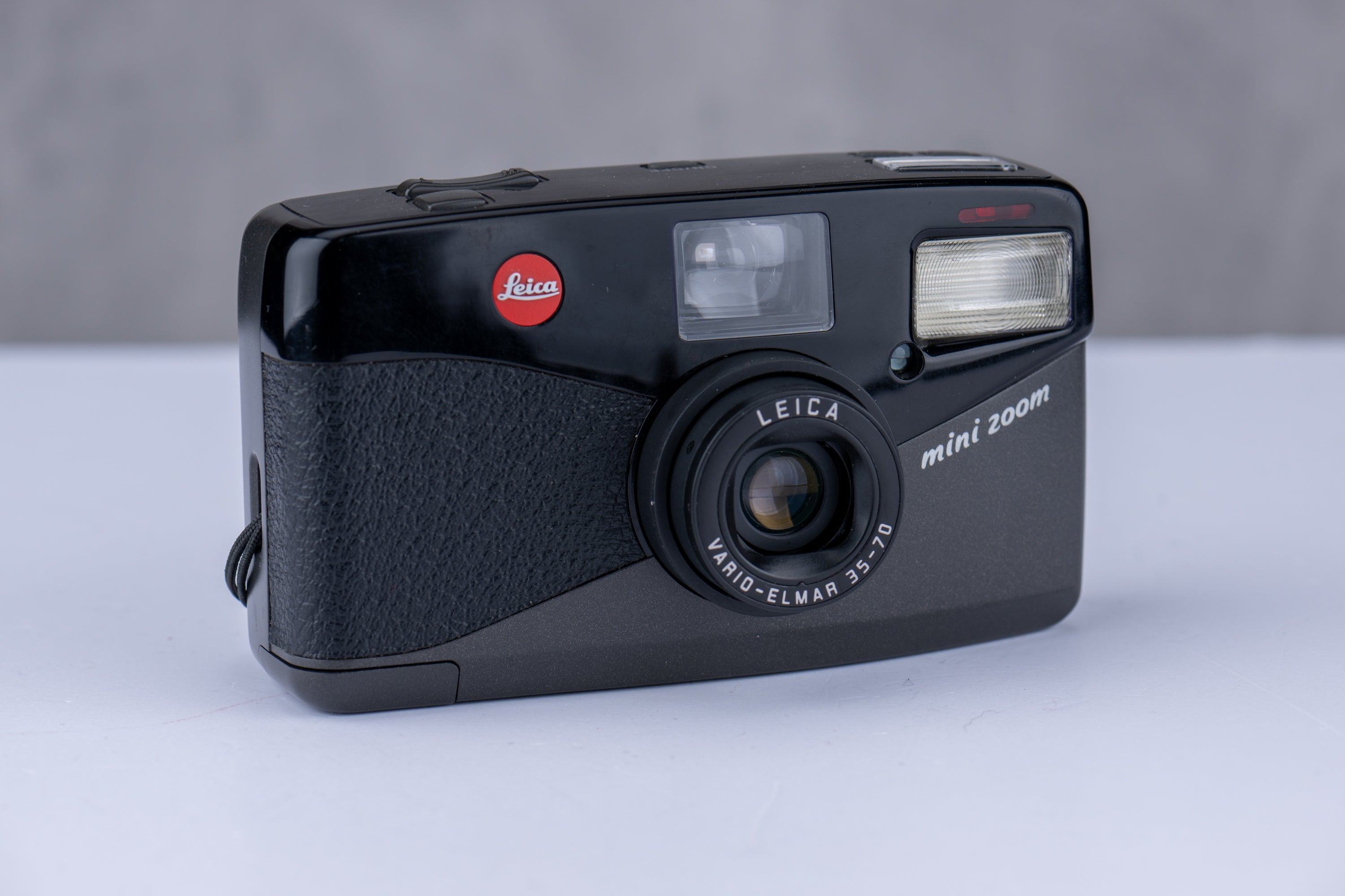 Used Leica Mini Zoom 35mm Compact Camera